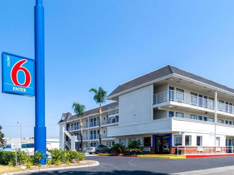 Motel 6-Anaheim, Ca - Fullerton East Zewnętrze zdjęcie
