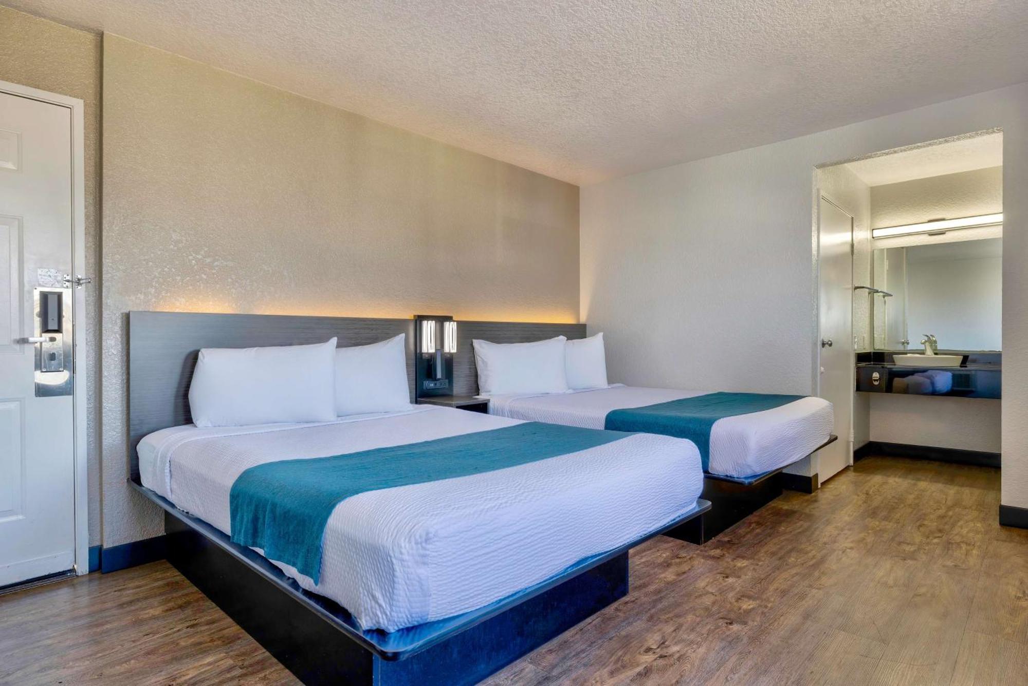 Motel 6-Anaheim, Ca - Fullerton East Zewnętrze zdjęcie