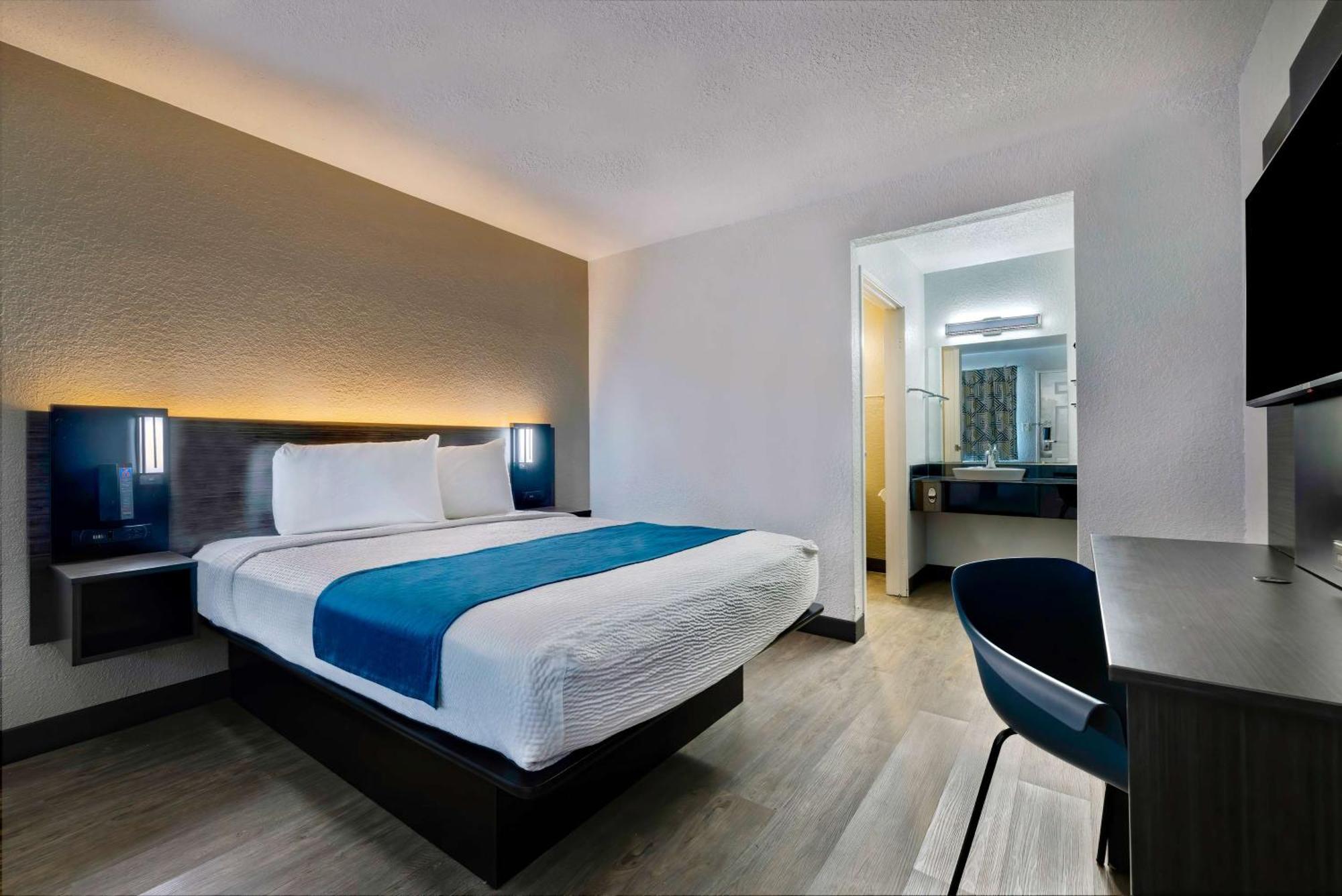 Motel 6-Anaheim, Ca - Fullerton East Zewnętrze zdjęcie