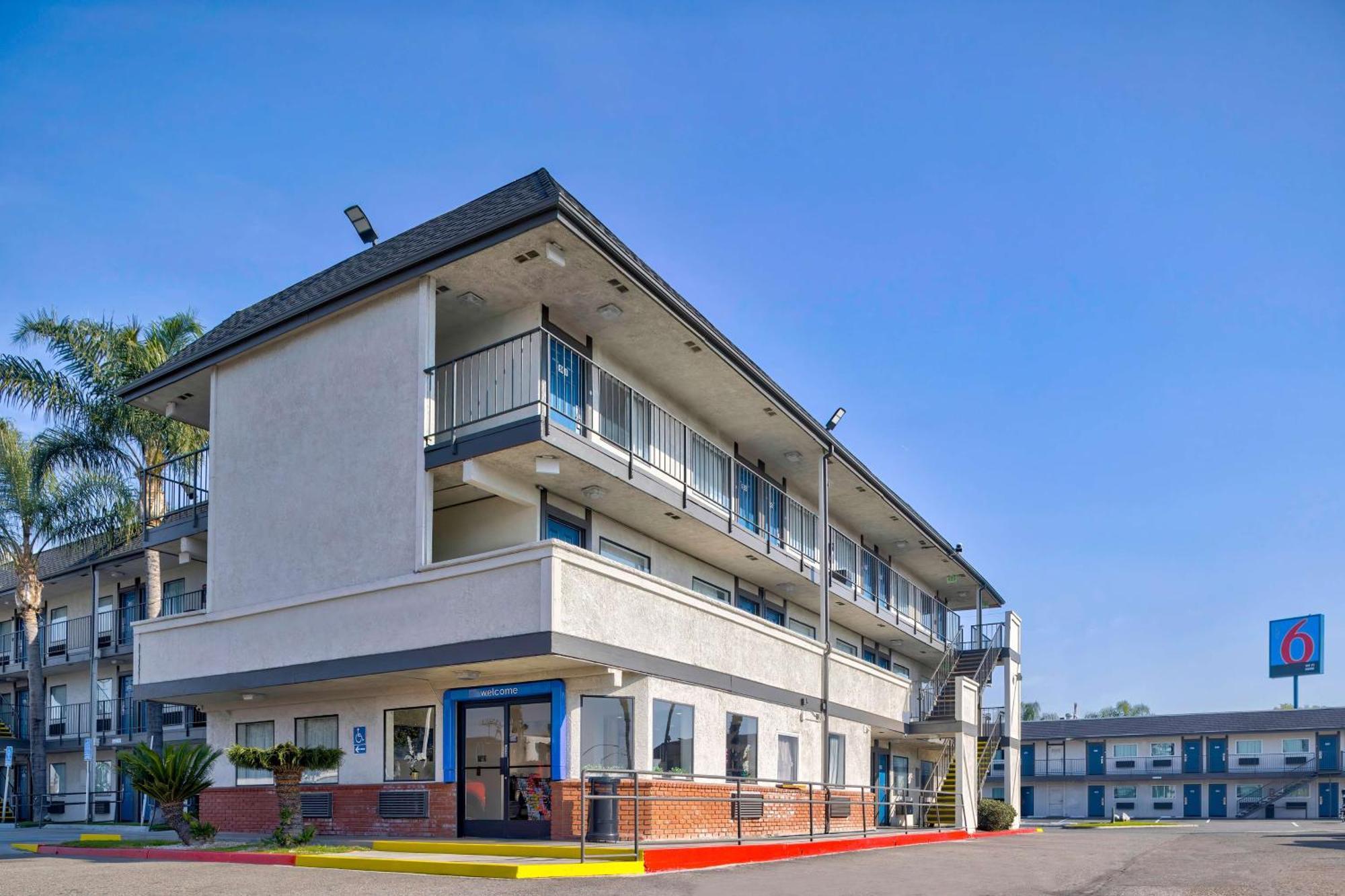 Motel 6-Anaheim, Ca - Fullerton East Zewnętrze zdjęcie
