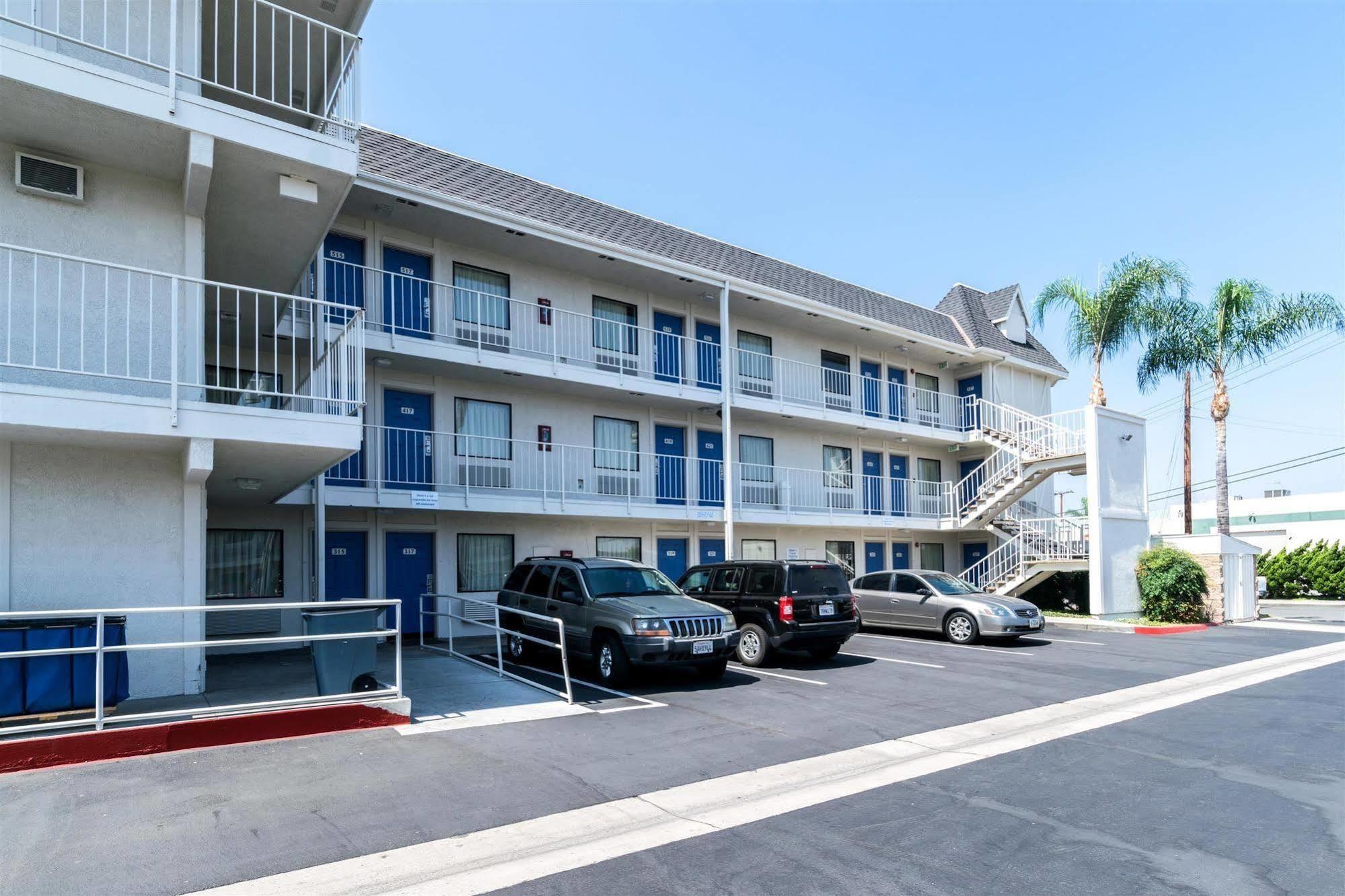 Motel 6-Anaheim, Ca - Fullerton East Zewnętrze zdjęcie