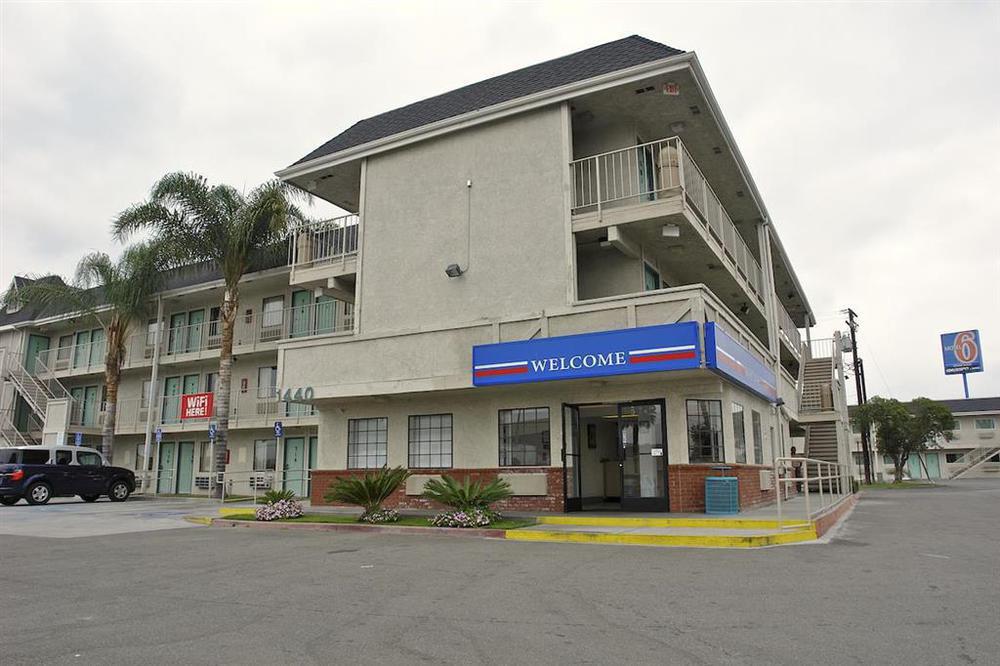 Motel 6-Anaheim, Ca - Fullerton East Zewnętrze zdjęcie