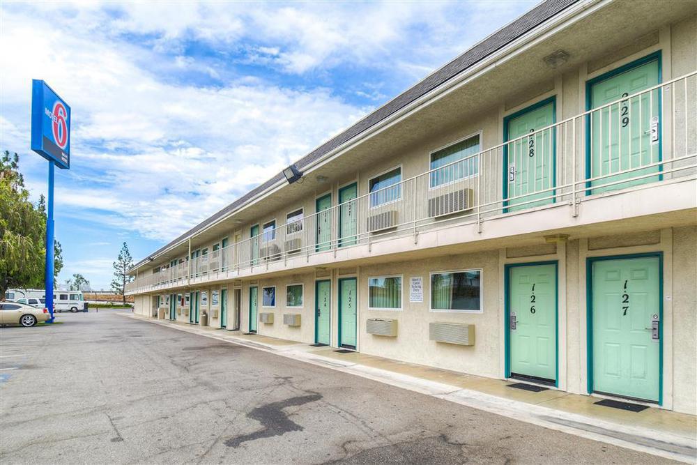 Motel 6-Anaheim, Ca - Fullerton East Zewnętrze zdjęcie
