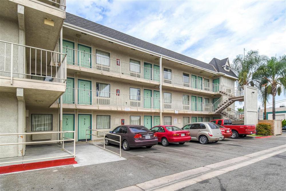 Motel 6-Anaheim, Ca - Fullerton East Zewnętrze zdjęcie