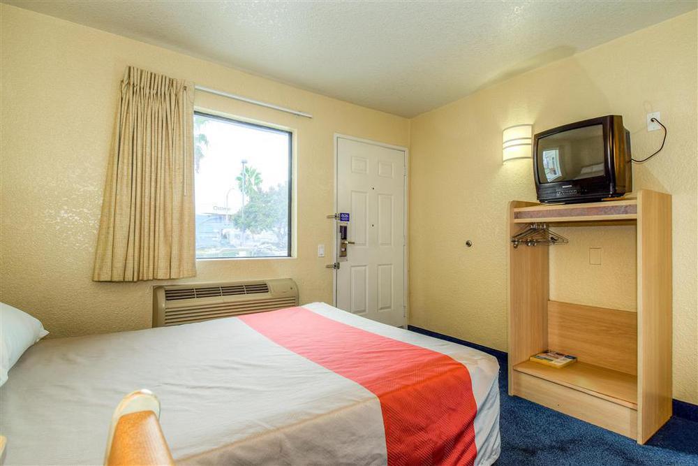 Motel 6-Anaheim, Ca - Fullerton East Pokój zdjęcie